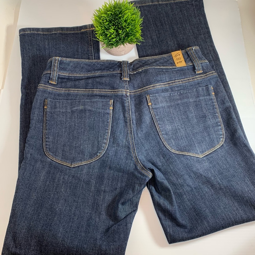 Classic Tommy Hilfiger Casual Bootcut Jeans